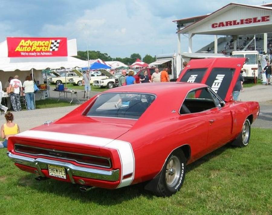Attached picture moparts 1970 CHARGER FE5 hemi.jpg
